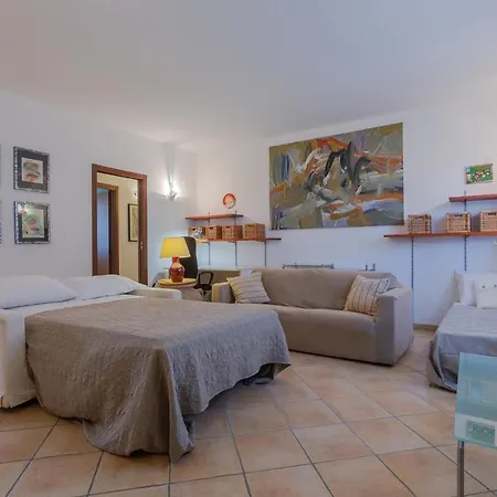 Guesthost - La Sammartina Garden X6 * Chiesol del Fosso