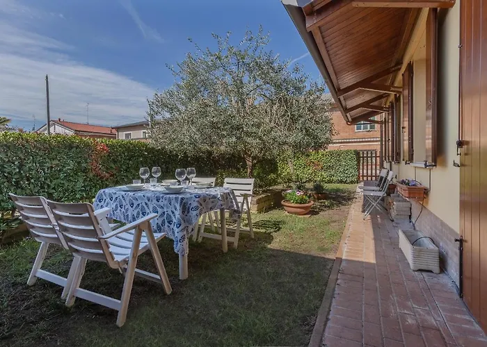 Guesthost - La Sammartina Garden X6 *