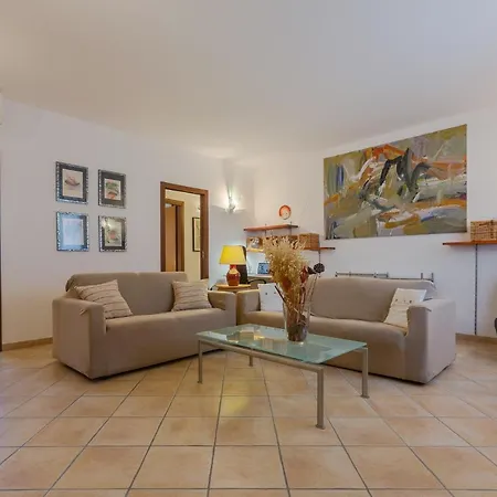 Guesthost - La Sammartina Garden X6 *